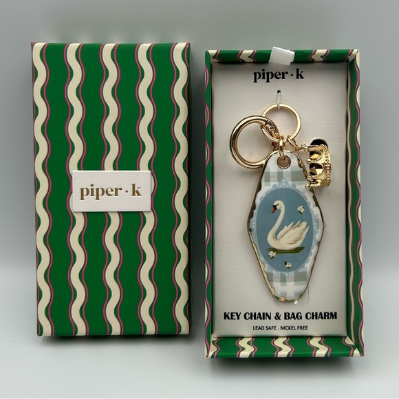 Piper K Accessories - *New* Piper K Swan With Crown Key Chain & Bag Charm